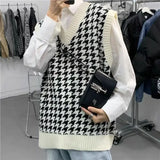 ITOOH Man Clothes Spliced Knitted Sweaters for Men Vest Waistcoat Plaid Sleeveless White Fun Heated Korean 2024 Autumn Casual Fashion