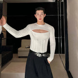 Itooh Spring Summer Show Designer Tight Hollow Out Top Fishbone Tunic Waist Inner Cloth Solid Color 2024 T-shirt Sexy Men Clothing