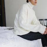 Itooh Thickened Twist Turtleneck Sweater